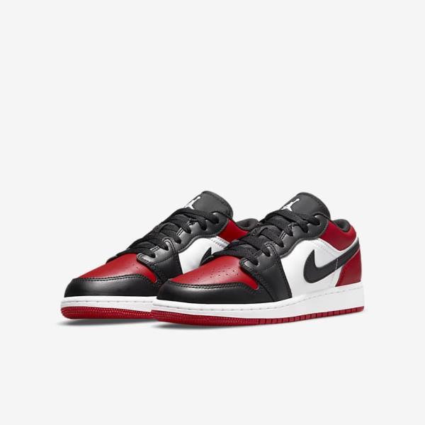 Kids' Nike Air Jordan 1 Low Older Trainers Red / Black / White | NK075BNR