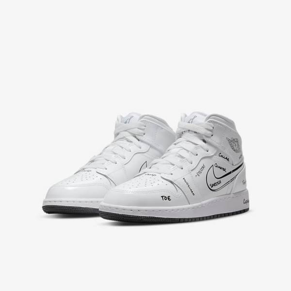 Kids' Nike Air Jordan 1 Mid Older Trainers White / Black | NK635UAD