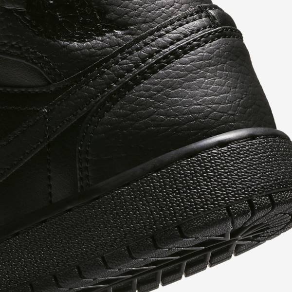 Kids' Nike Air Jordan 1 Mid Older Trainers Black | NK725HIQ