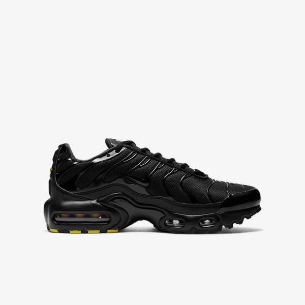 Kids' Nike Air Max Plus Older Trainers Black | NK893GFY