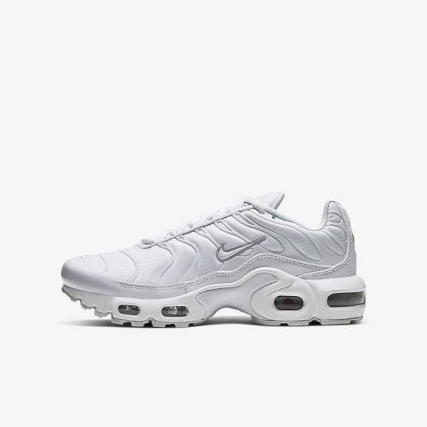 Kids\' Nike Air Max Plus Older Trainers White / Metal Silver / White | NK713QGS