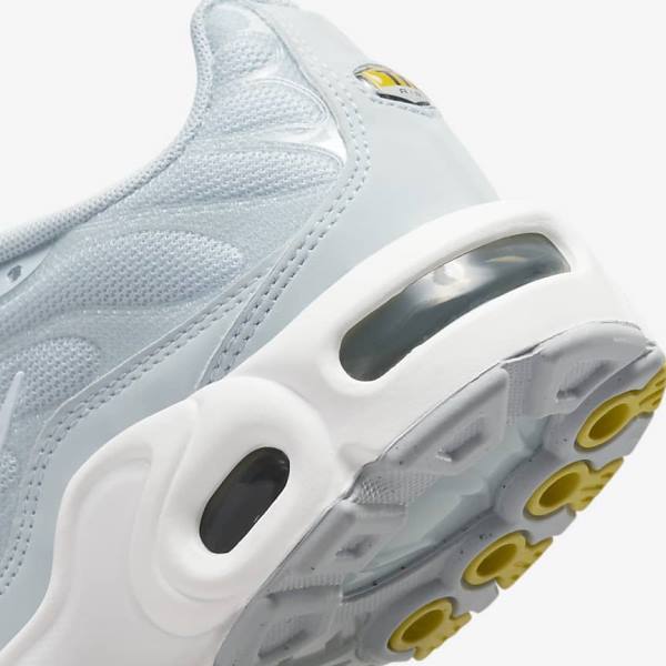 Kids' Nike Air Max Plus Older Trainers White | NK874PGL