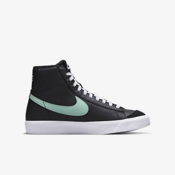 Kids' Nike Blazer Mid 77 Older Trainers Black / White / Mint | NK150TLN