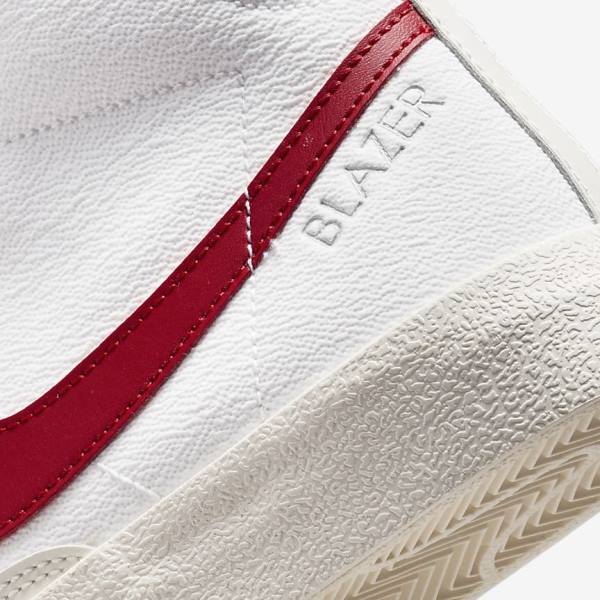 Kids' Nike Blazer Mid 77 Older Trainers White / Light Grey / Red | NK597HQO