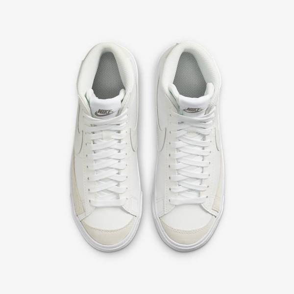 Kids' Nike Blazer Mid 77 Older Trainers White / Light Brown / White | NK839GMH