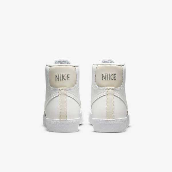 Kids' Nike Blazer Mid 77 Older Trainers White / Light Brown / White | NK839GMH