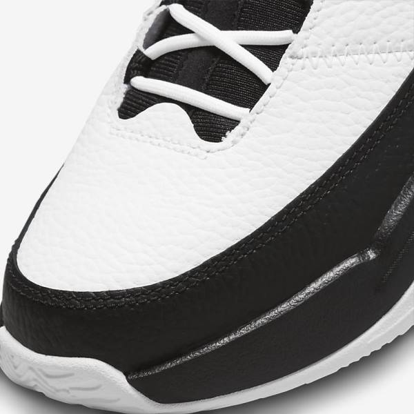 Kids' Nike Jordan Max Aura 3 Older Trainers White / Black / Red | NK869BVQ