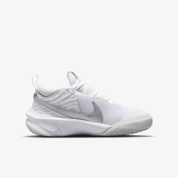 Kids' Nike Team Hustle D 10 Older Basketball Shoes White / Metal Silver | NK539YJL