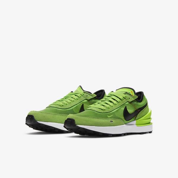 Kids' Nike Waffle One Older Trainers Green / Red / Black | NK261ORF