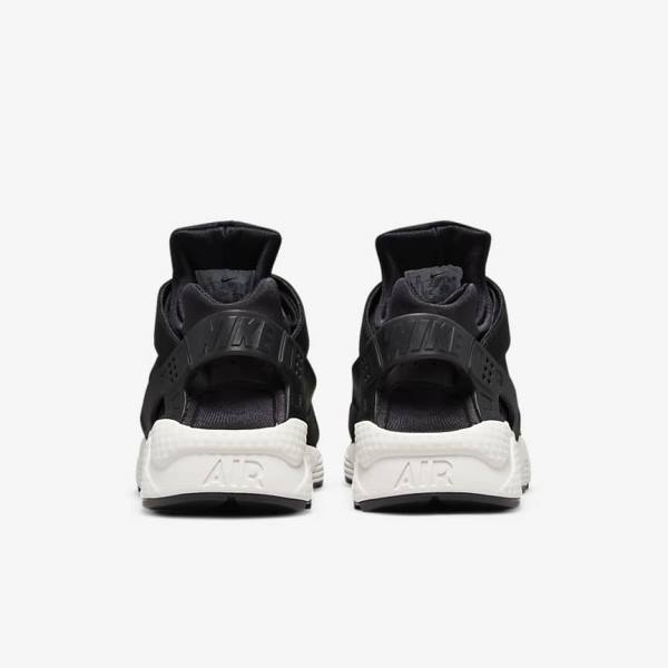 Men's Nike Air Huarache LE Trainers Black / White | NK584UXJ