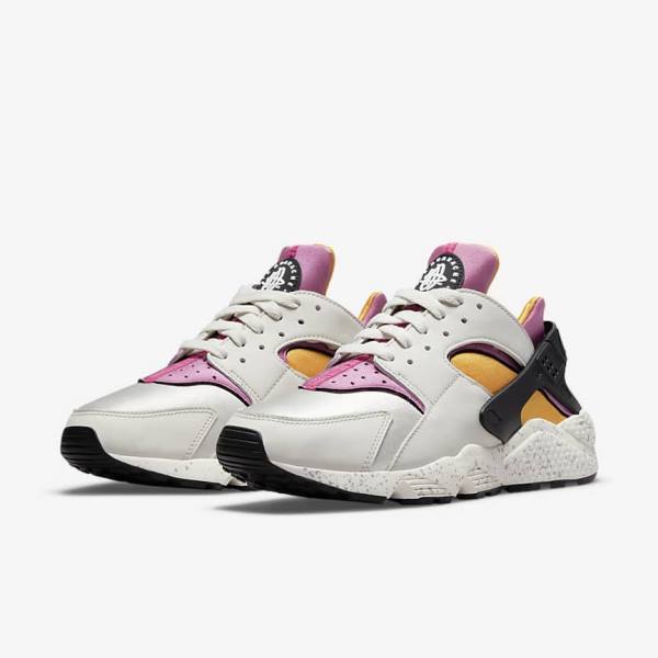 Men's Nike Air Huarache Trainers Light Beige / Gold / Black / Pink | NK476YOK