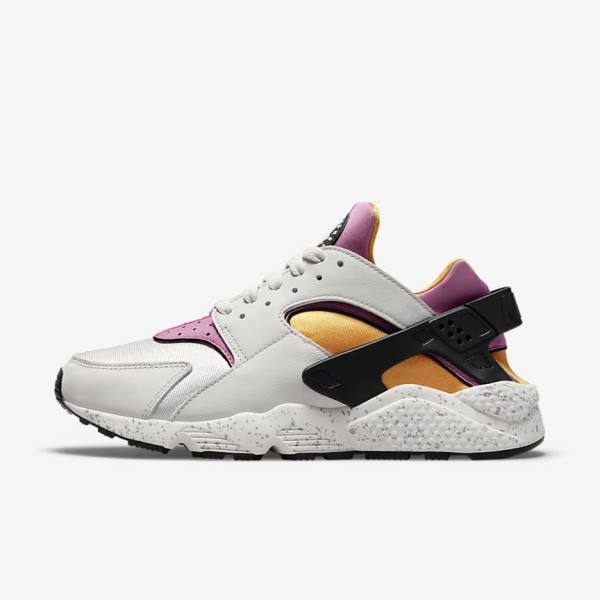 Men\'s Nike Air Huarache Trainers Light Beige / Gold / Black / Pink | NK476YOK