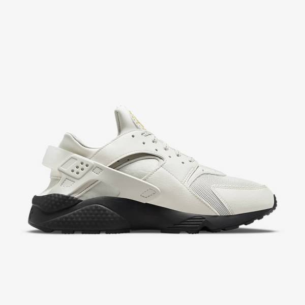 Men's Nike Air Huarache Trainers Light Beige / Black / Silver / Gold | NK952ZOL