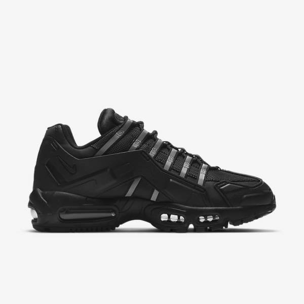 Men's Nike Air Max 95 NDSTRKT Trainers Black | NK165IJR