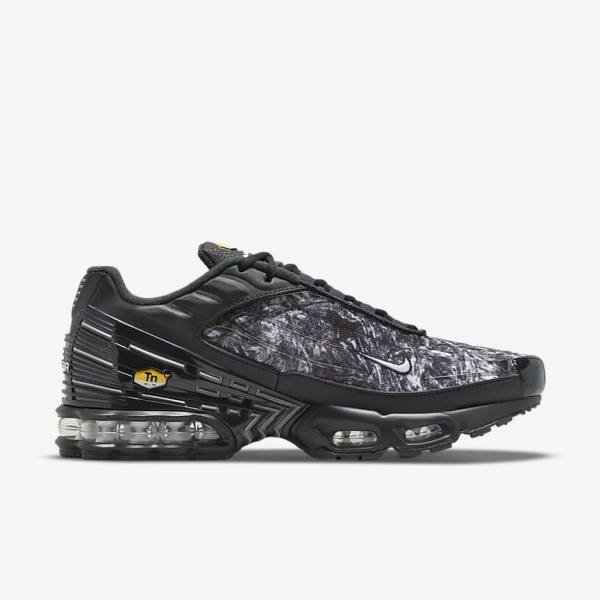 Men's Nike Air Max Plus 3 Trainers Black / Dark Grey / White | NK613FYN