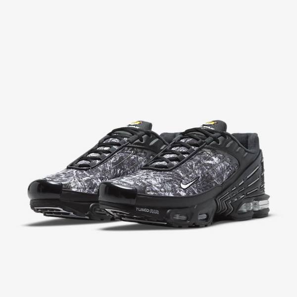 Men's Nike Air Max Plus 3 Trainers Black / Dark Grey / White | NK613FYN