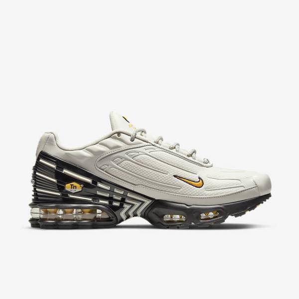 Men's Nike Air Max Plus 3 Trainers Light Beige / Black / Silver / Gold | NK146QNY