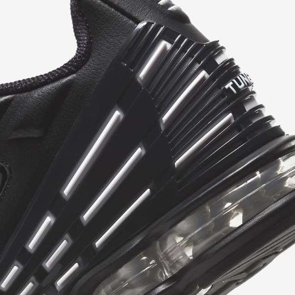 Men's Nike Air Max Plus III Trainers Black / White | NK102YVR