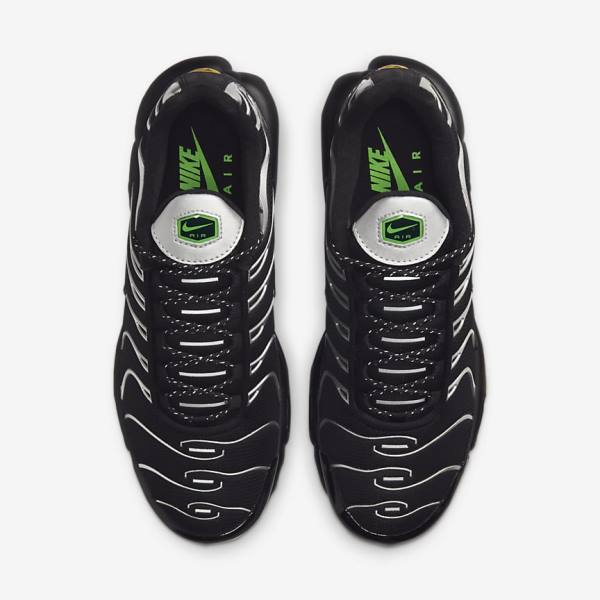 Men's Nike Air Max Plus Trainers Black / Green / Metal Silver / Black | NK065EXA