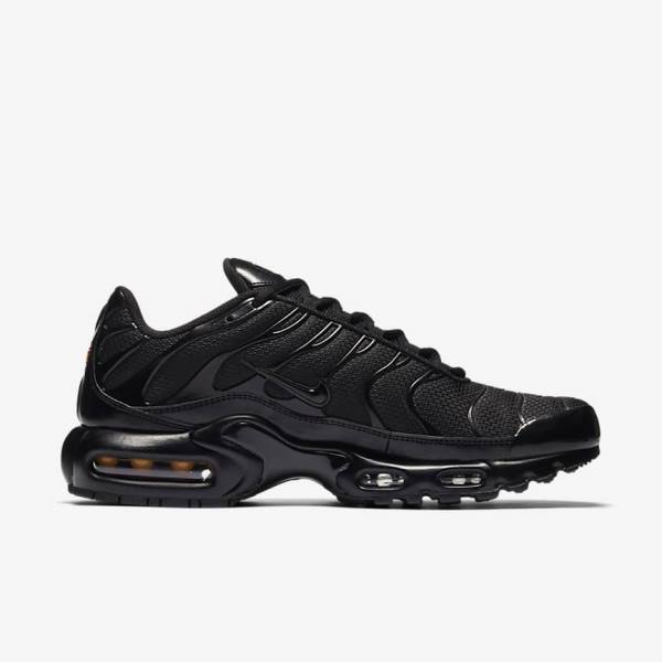 Men's Nike Air Max Plus Trainers Black | NK190CJN