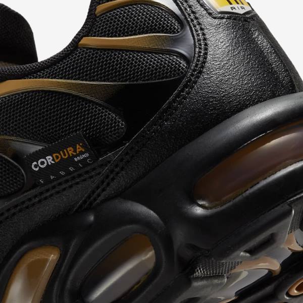 Men's Nike Air Max Plus Trainers Black / Brown / Gold | NK815EZQ