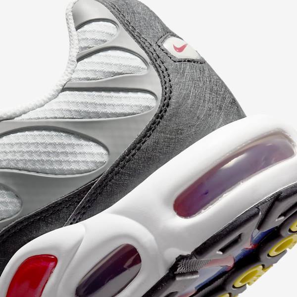 Men's Nike Air Max Plus Trainers Grey / Black / Red | NK697BKO