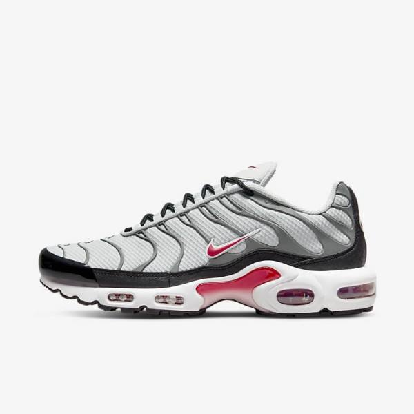 Men\'s Nike Air Max Plus Trainers Grey / Black / Red | NK697BKO