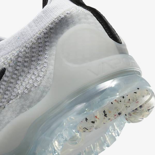 Men's Nike Air VaporMax 2021 FK Trainers White / Black / Metal Silver | NK294PCG