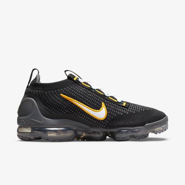 Men's Nike Air VaporMax 2021 FK Trainers Black / Gold / Dark Grey / White | NK948EKQ