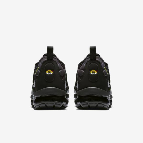 Men's Nike Air VaporMax Plus Trainers Black / White | NK916LAD