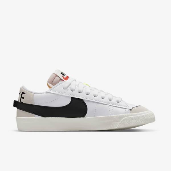 Men's Nike Blazer Low 77 Jumbo Trainers White / Black | NK476NCU