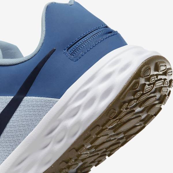 Men's Nike Revolution 6 FlyEase Next Nature Easy-On-And-Off Road (Extra Wide) Running Shoes Platinum / Dark Blue / Blue | NK179HSP