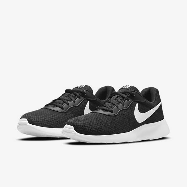 Men's Nike Tanjun Trainers Black / White | NK691VKA