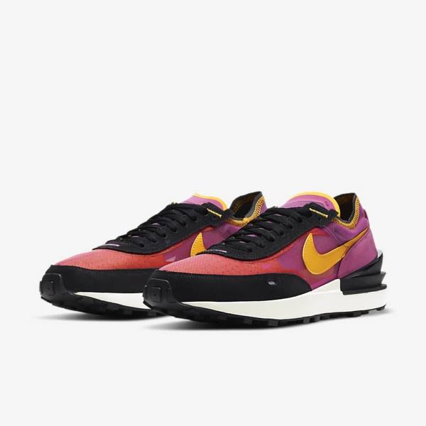 Men's Nike Waffle One Trainers Fuchsia / Black / Gold | NK904EZB