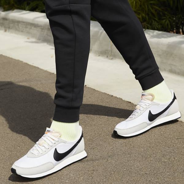 Men's Nike Waffle Trainer 2 Trainers White / Black | NK546PVK