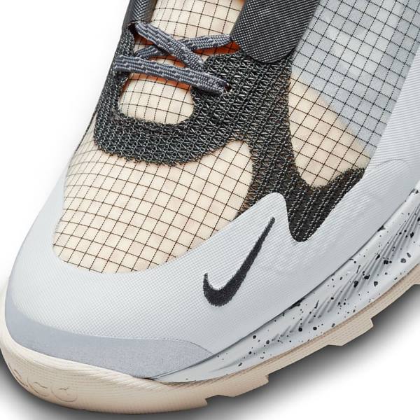 Women's Nike ACG Air Nasu 2 Trainers Grey / Metal Silver | NK125YRO