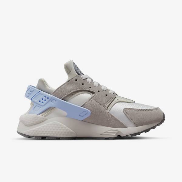 Women's Nike Air Huarache Trainers White / Grey | NK796RWH