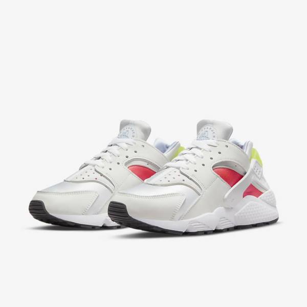 Women's Nike Air Huarache Trainers White / Light Red / Black | NK804UBS