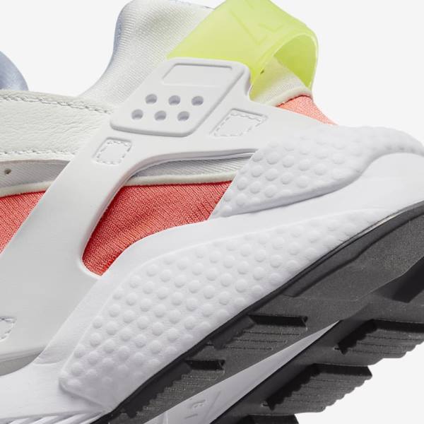 Women's Nike Air Huarache Trainers White / Light Red / Black | NK804UBS