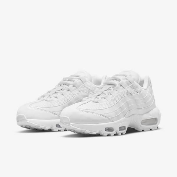 Women's Nike Air Max 95 Trainers White / Metal Silver / White | NK902YGM