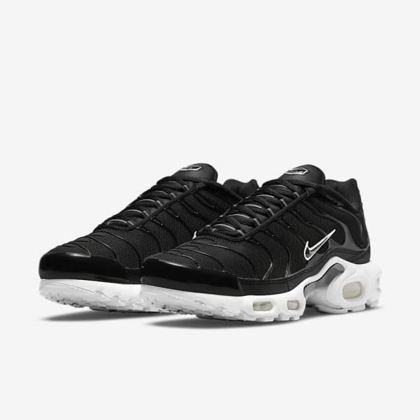 Women's Nike Air Max Plus Trainers Black / White | NK190IMD