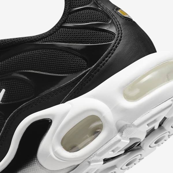 Women's Nike Air Max Plus Trainers Black / White | NK190IMD