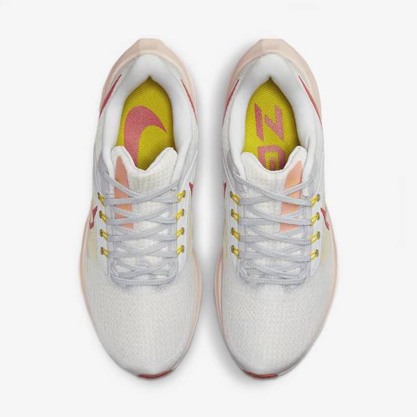 Women's Nike Air Zoom Pegasus 39 Road Running Shoes White / Light | NK068WNH