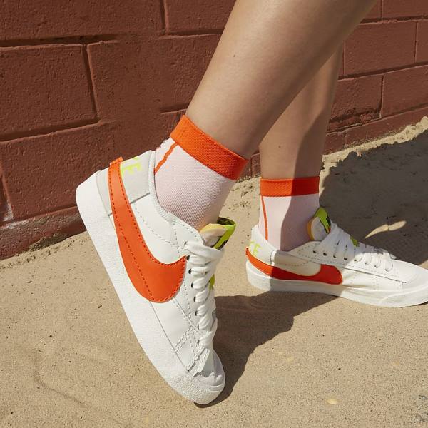 Women's Nike Blazer Low 77 Jumbo Trainers Green / Orange | NK385BCD