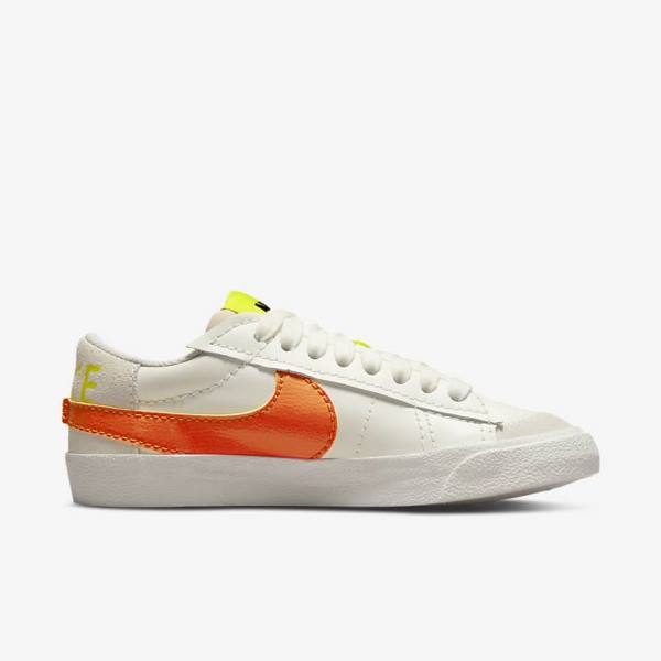 Women's Nike Blazer Low 77 Jumbo Trainers Green / Orange | NK385BCD