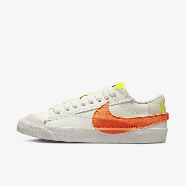 Women\'s Nike Blazer Low 77 Jumbo Trainers Green / Orange | NK385BCD