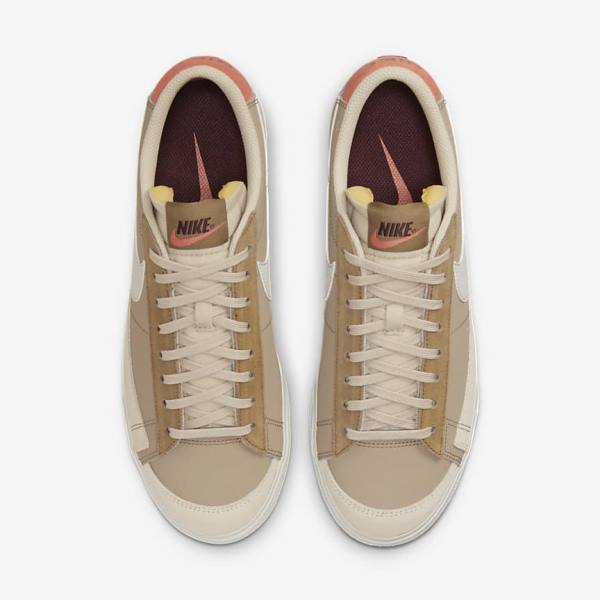 Women's Nike Blazer Low Platform SP Trainers Khaki / Light Beige | NK641MSV