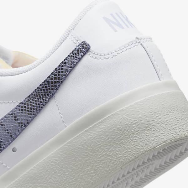 Women's Nike Blazer Low Platform Trainers White / Light Blue | NK167LBH