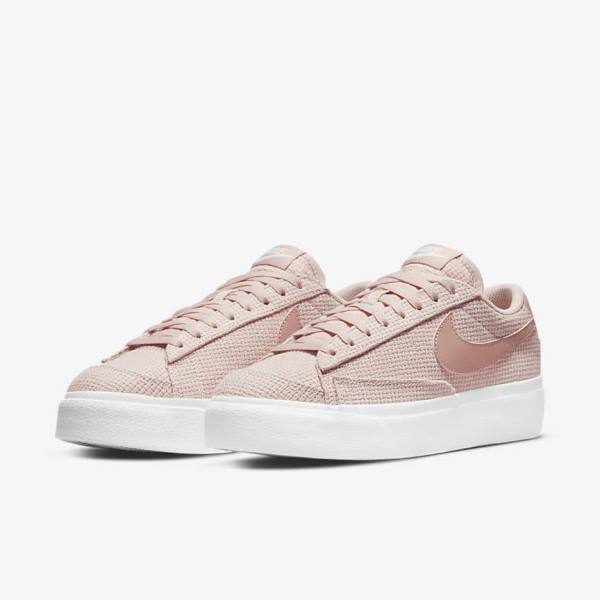 Women's Nike Blazer Low Platform Trainers Pink / White / Pink / Rose | NK214OWM