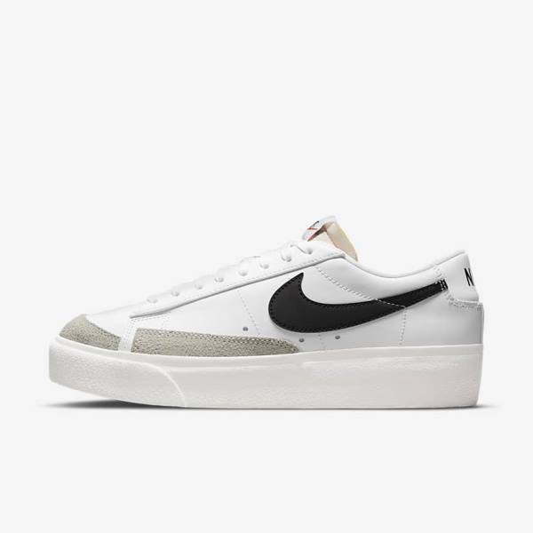 Women\'s Nike Blazer Low Platform Trainers White | NK892RXE